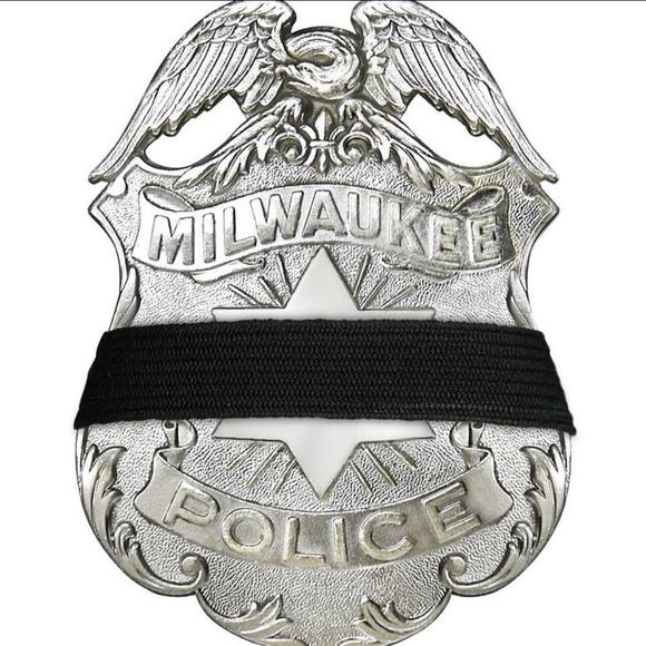 Meet your Posher, Pilar - Picture 1 of 1